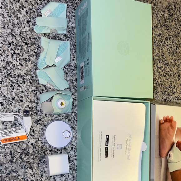 Owlet Dream Sock - Smart Baby Monitor with Heart Rate and Average Oxygen - Mint - Picture 2 of 3